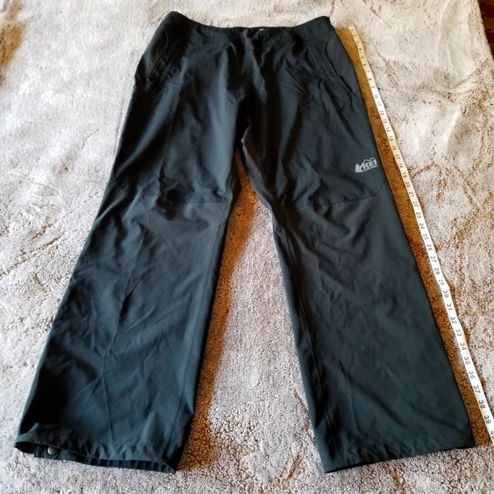 REI E1 Elements hiking pants in black size L/30L